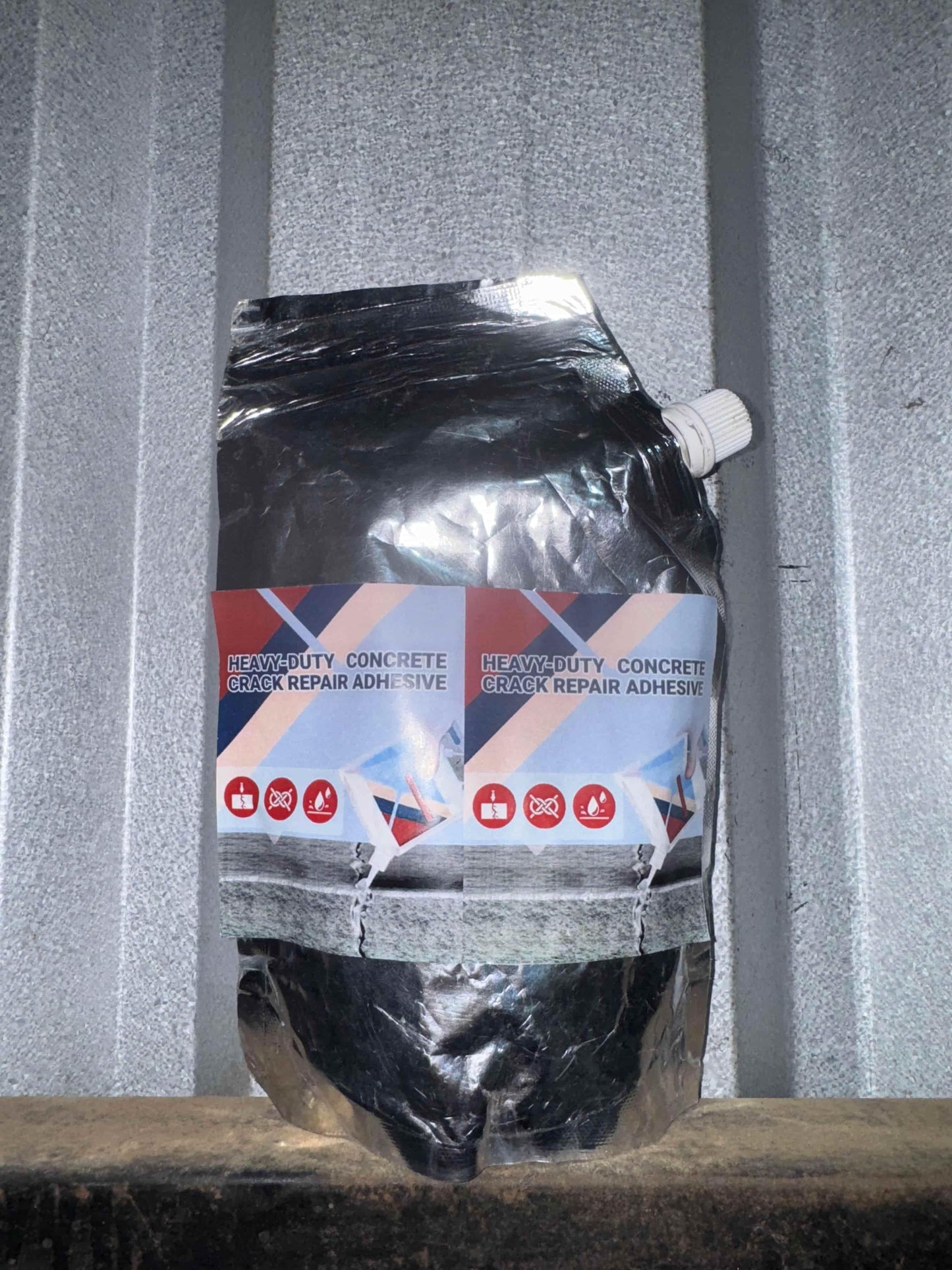 Heavy-Duty Concrete Crack Repair Adhesive 200 gm Pack of 2